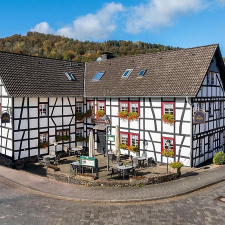 Garni Hotel Im Fachwerkhof 심머라스 외부 사진