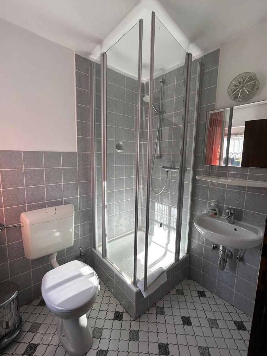 Garni Hotel Im Fachwerkhof 심머라스 외부 사진