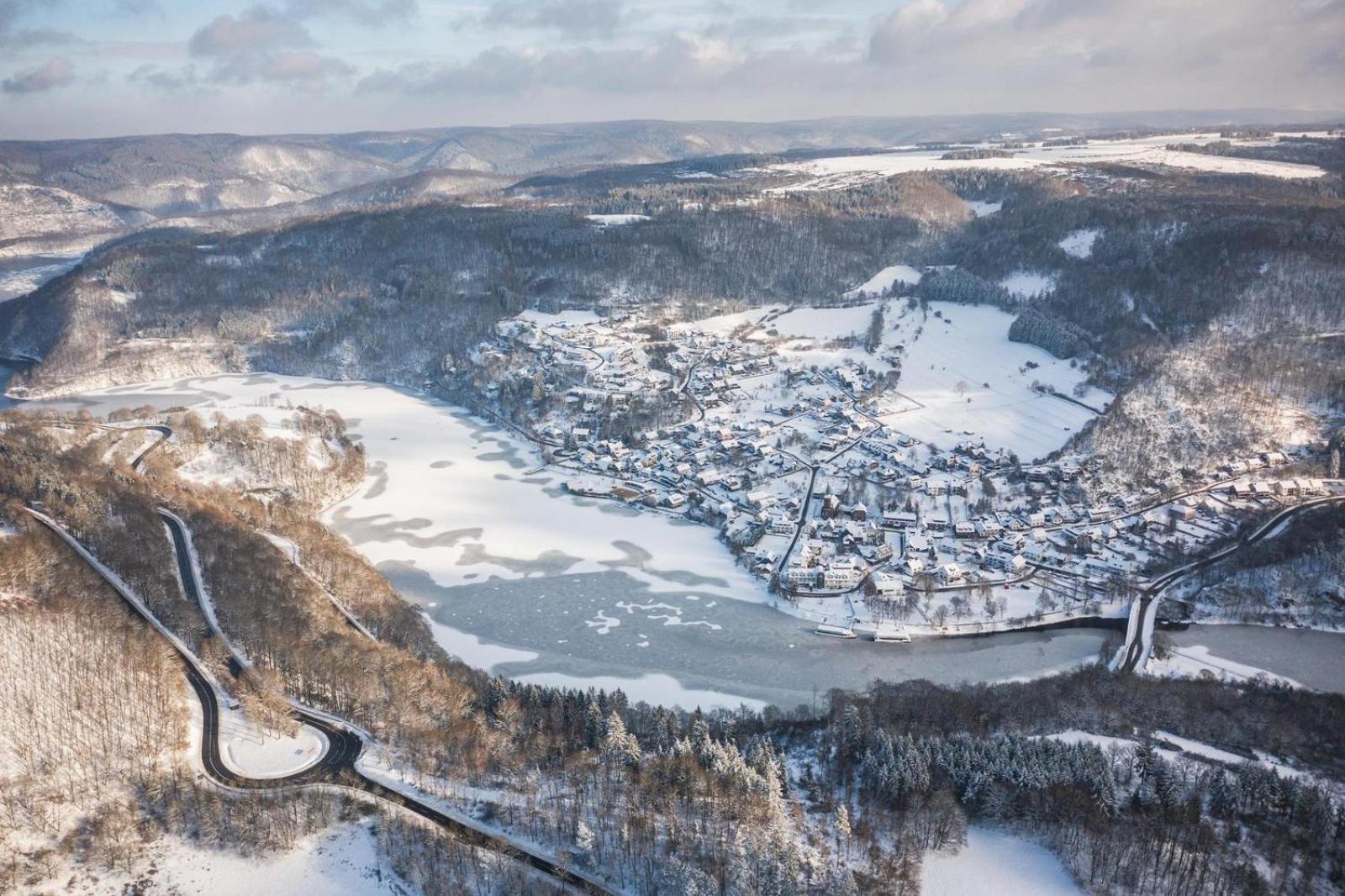 Garni Hotel Im Fachwerkhof 심머라스 외부 사진