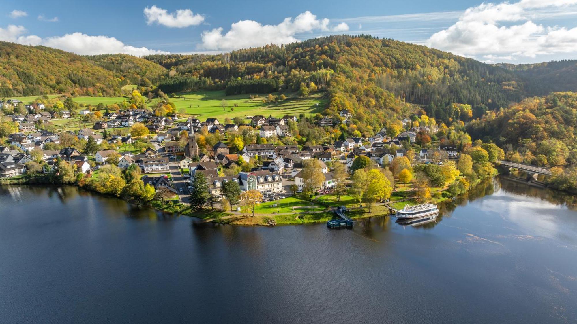Garni Hotel Im Fachwerkhof 심머라스 외부 사진