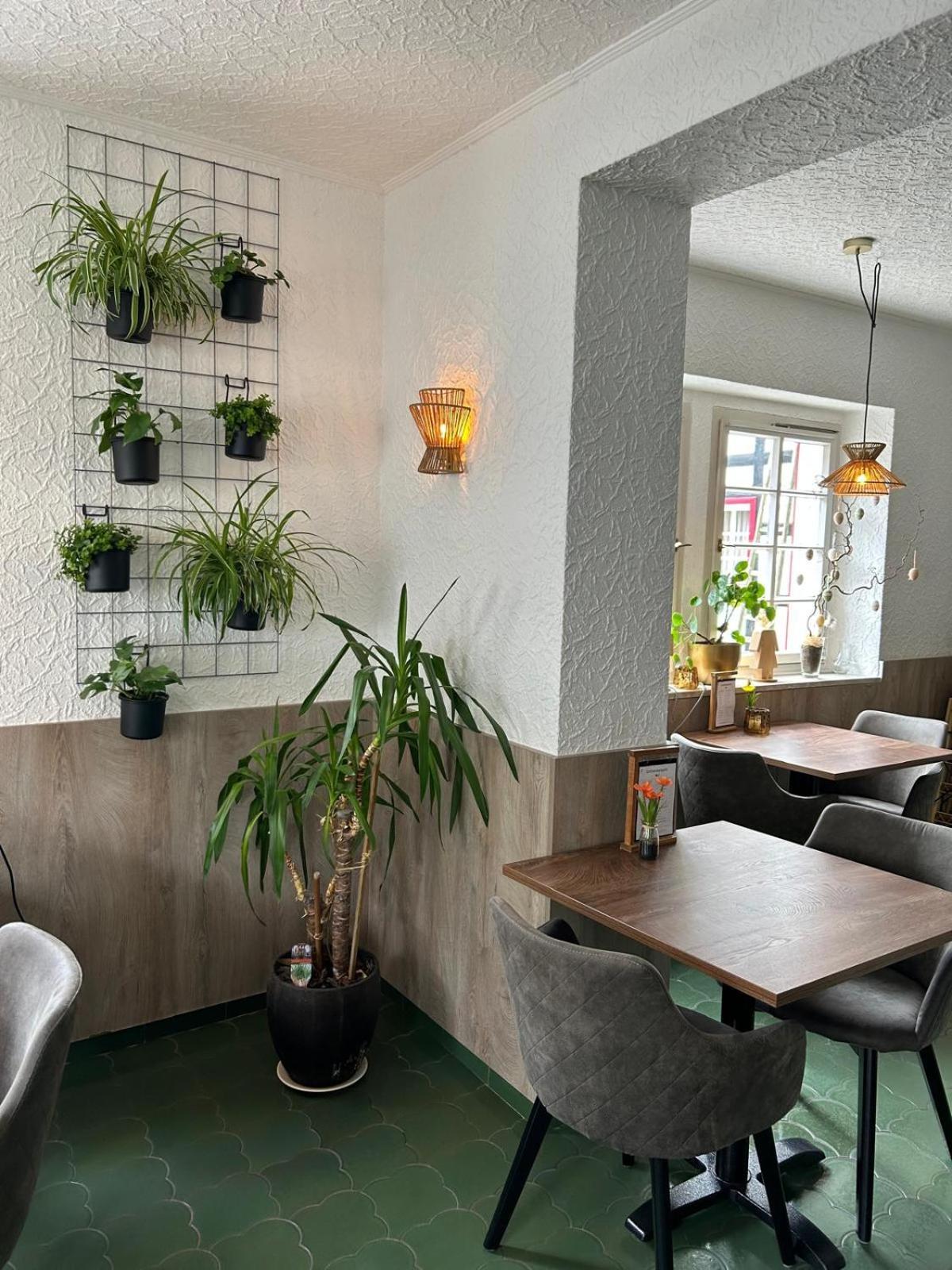Garni Hotel Im Fachwerkhof 심머라스 외부 사진