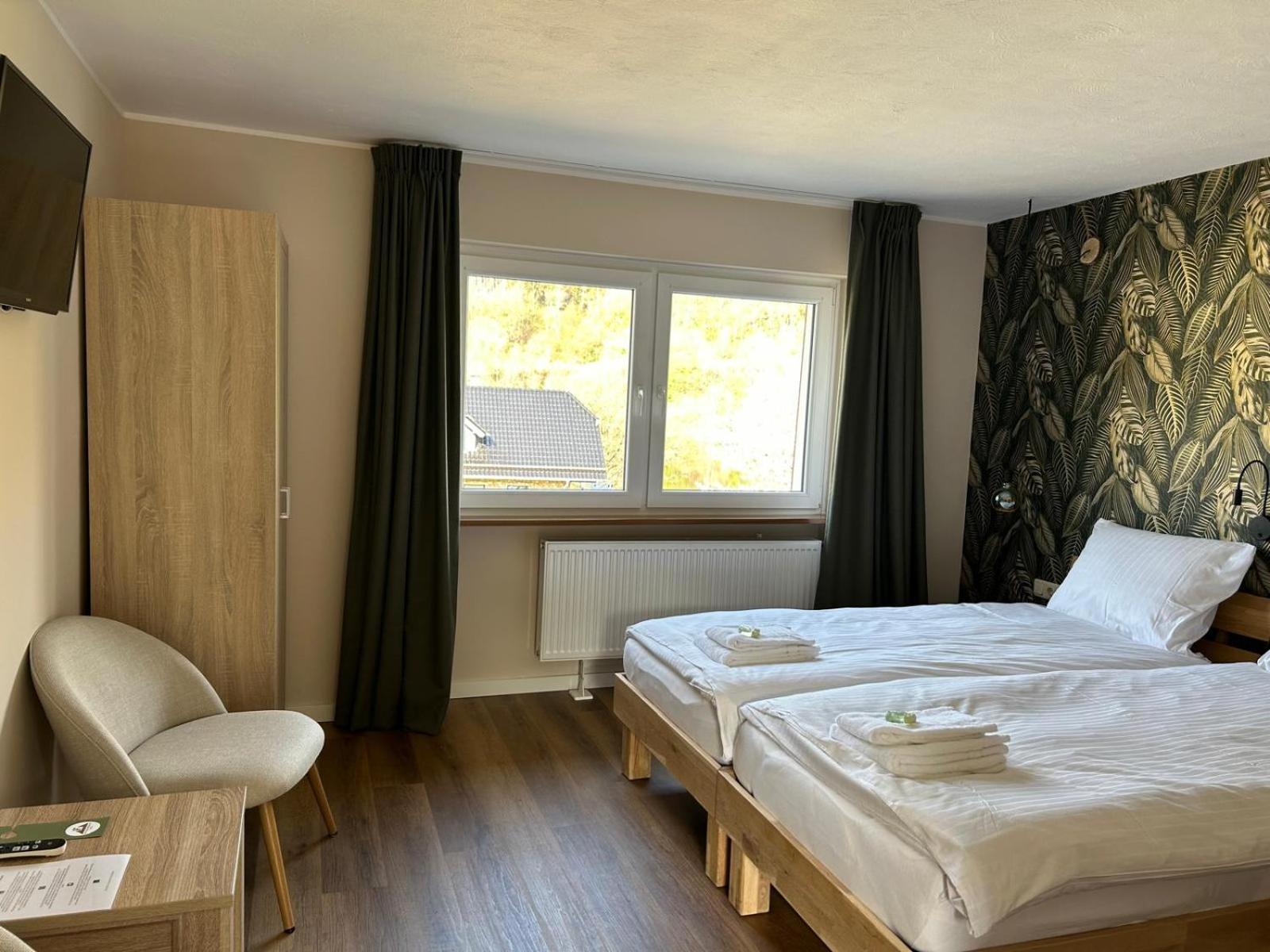 Garni Hotel Im Fachwerkhof 심머라스 객실 사진